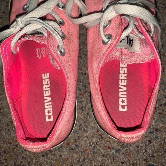 Pink converse - Picture 3 of 3